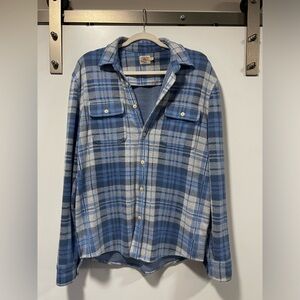 Faherty Long Sleeve Flannel - Like New!